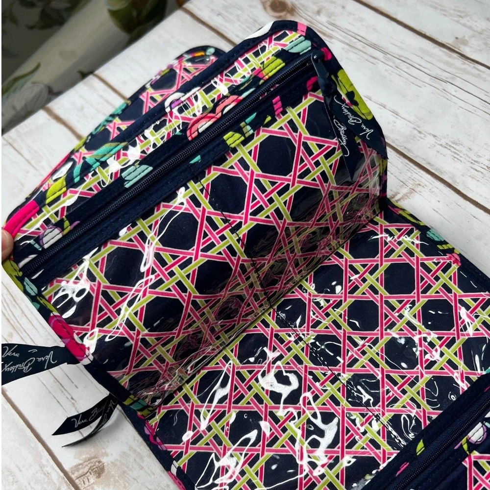 Vera Bradley Hanging Travel Organizer Midnight Blues Floral Navy Blue OS